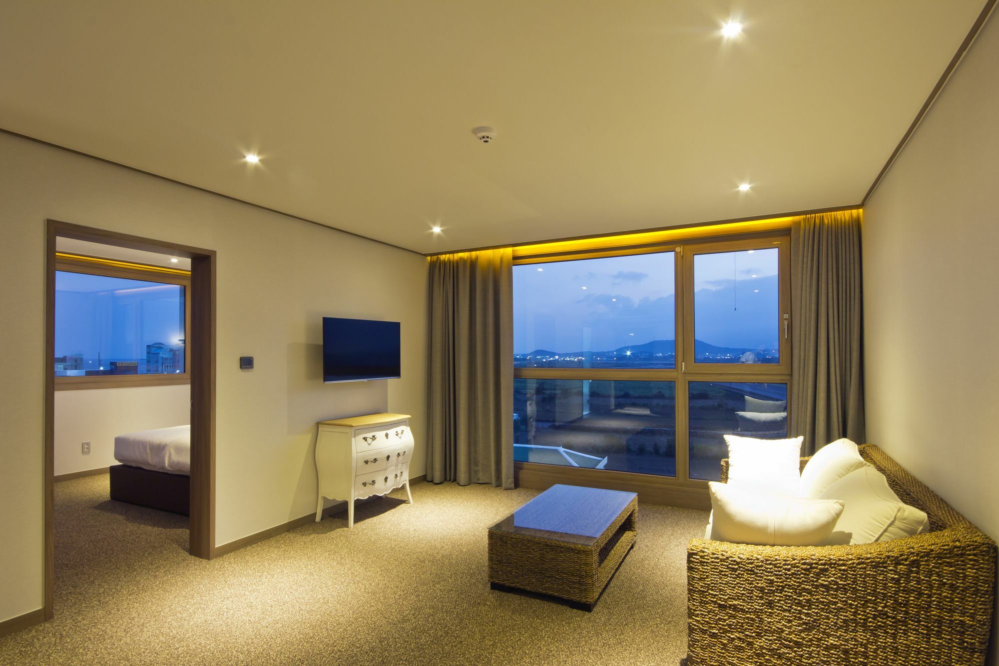 Sunrise Hotel Seongsan Сеогвипо Екстериор снимка