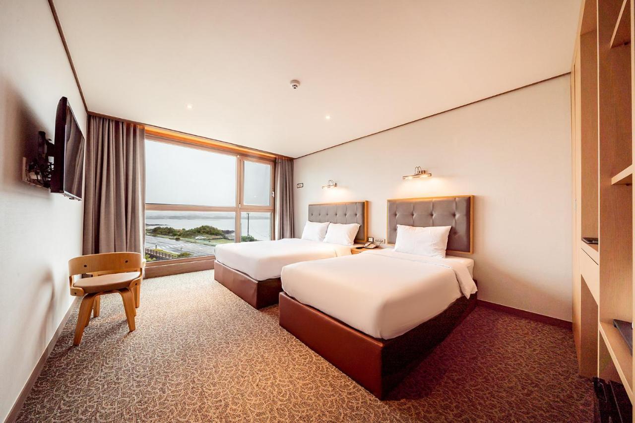 Sunrise Hotel Seongsan Сеогвипо Екстериор снимка