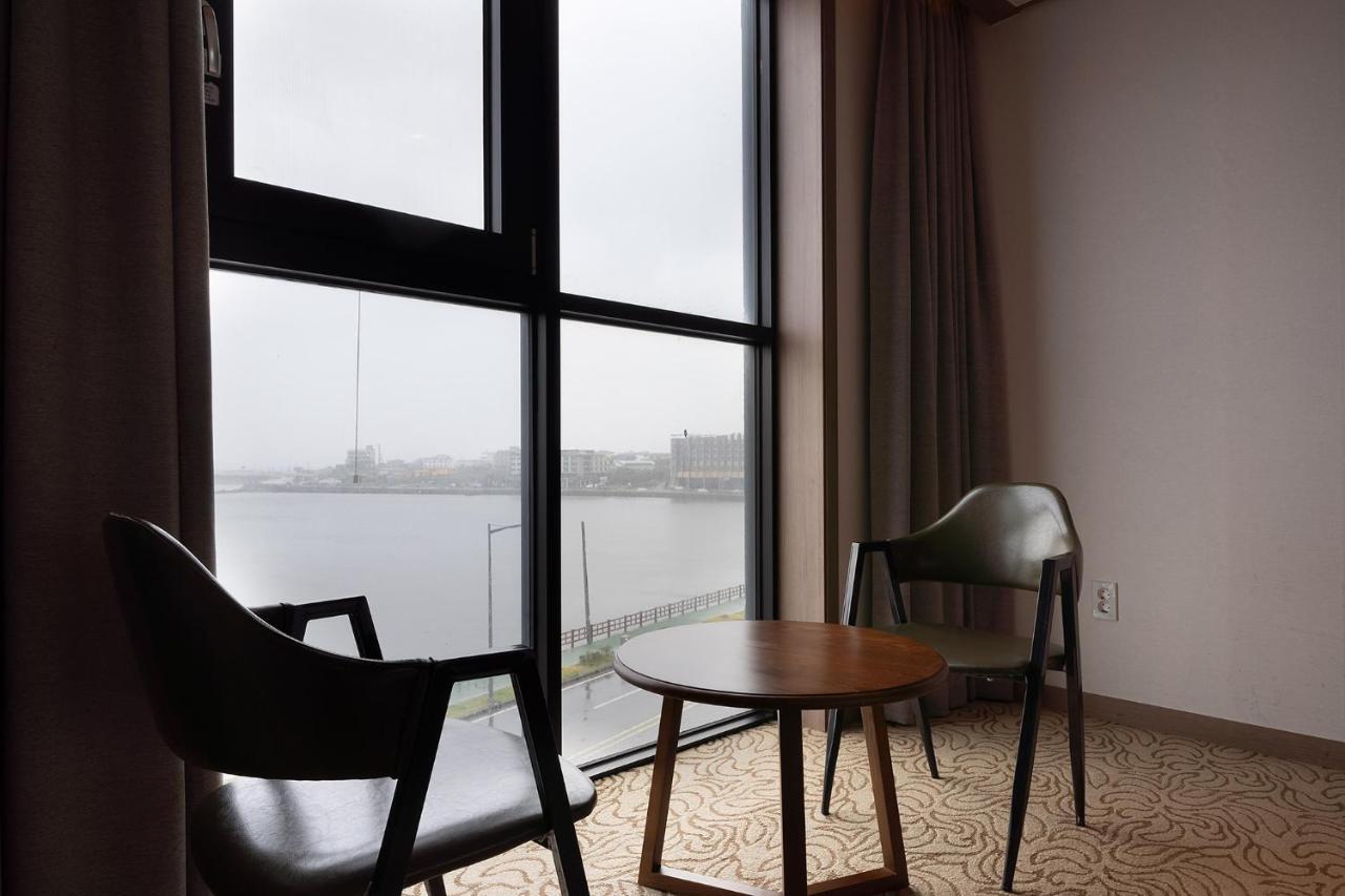 Sunrise Hotel Seongsan Сеогвипо Екстериор снимка