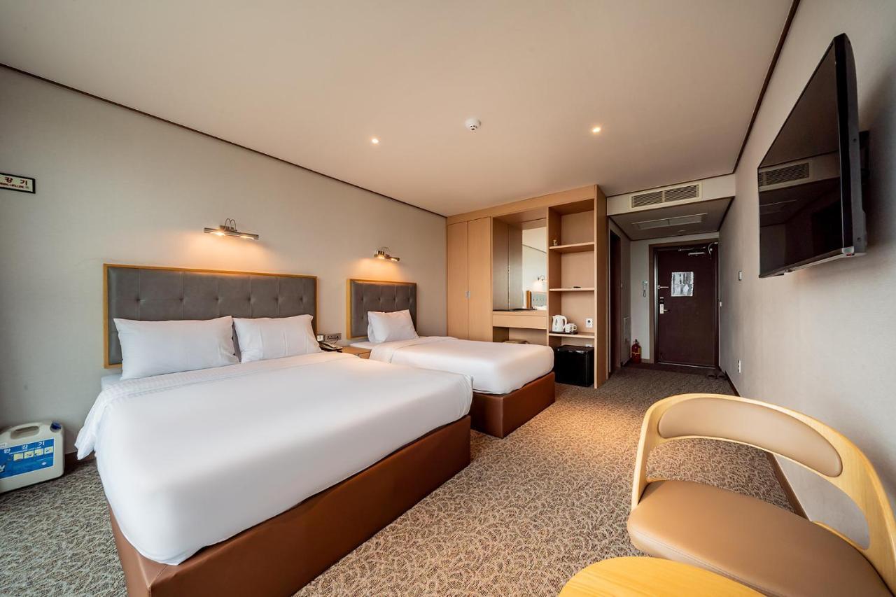 Sunrise Hotel Seongsan Сеогвипо Екстериор снимка